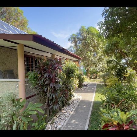 Haus Am Strand Auf Sibuyan Island Nahe Cresta De Gallo - Marevic'S Guesthouse 1 Ohne Klimaanlage Azagra Buitenkant foto