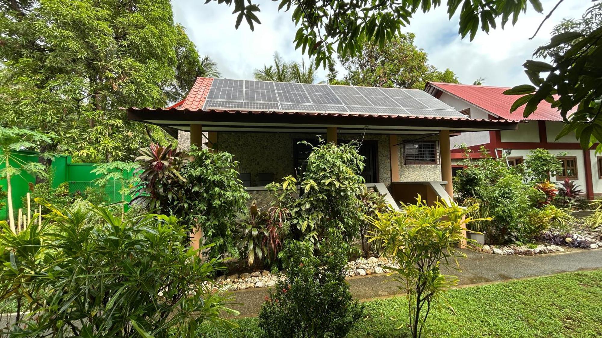 Haus Am Strand Auf Sibuyan Island Nahe Cresta De Gallo - Marevic'S Guesthouse 1 Ohne Klimaanlage Azagra Buitenkant foto