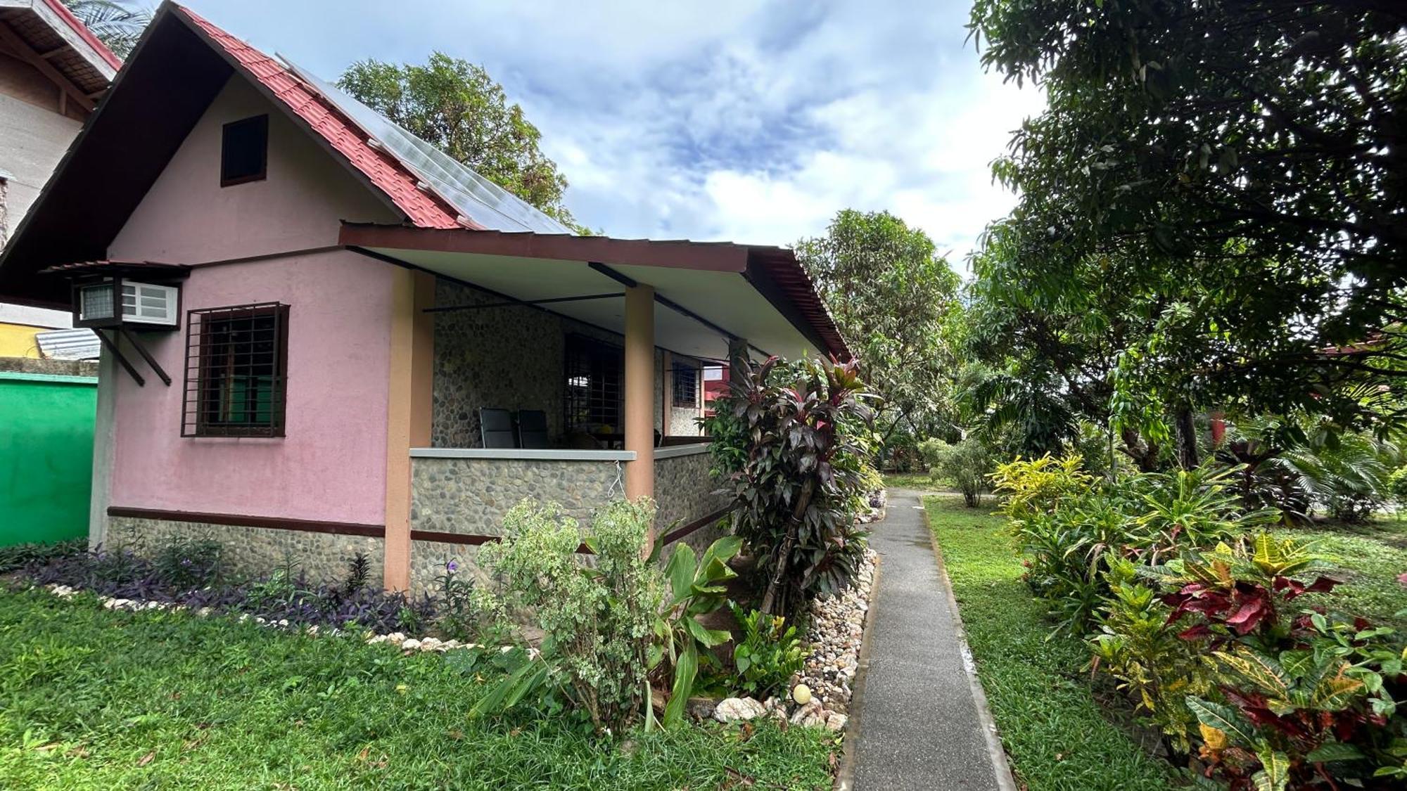 Haus Am Strand Auf Sibuyan Island Nahe Cresta De Gallo - Marevic'S Guesthouse 1 Ohne Klimaanlage Azagra Buitenkant foto